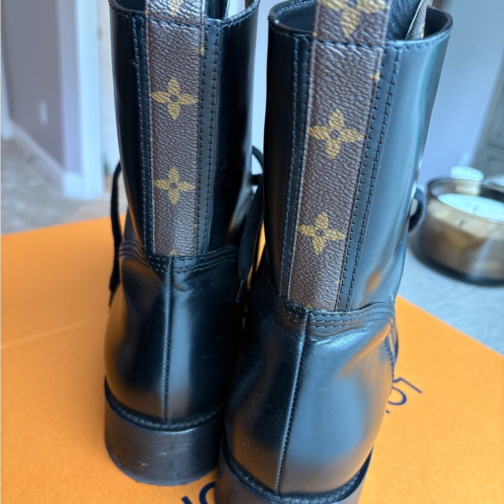 Louis Vuitton Black Leather Boots - Picture 2 of 6